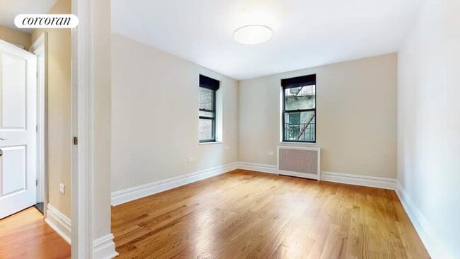 Foto del edificio - 69 Bennett Ave