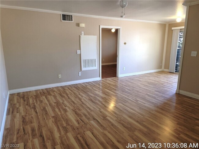 Foto del edificio - 639 Anne Ln