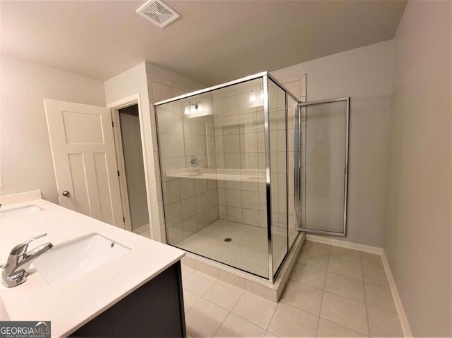 Building Photo - 1370 Sugar Glen Ct