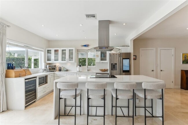 Foto del edificio - 13801 S Biscayne River Dr