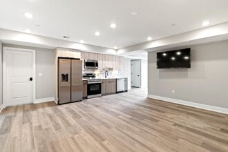 Building Photo - 520 N 37th St