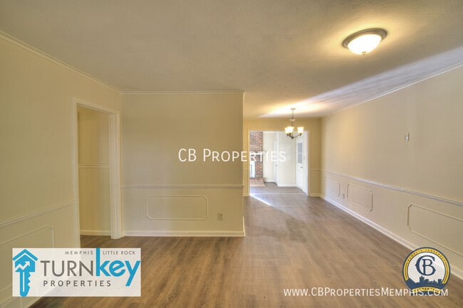 Building Photo - 1745 Myrna Ln