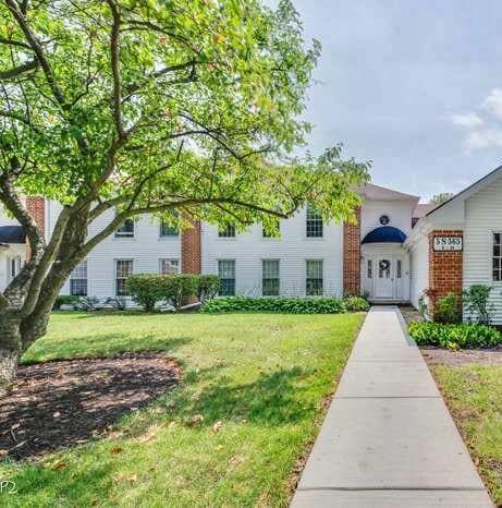 Building Photo - 5S565 Paxton Dr