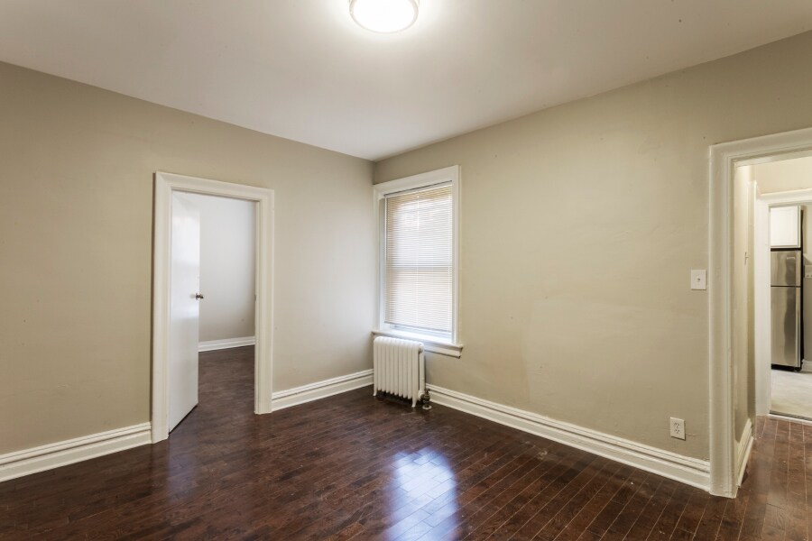 Primary Photo - 125 Corbin Ave