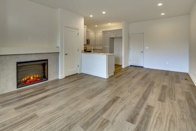 Foto del edificio - NE Bend Townhome for Rent!