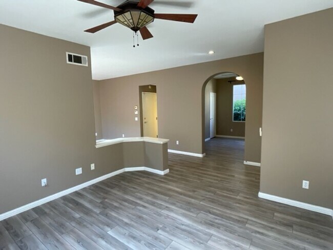 Foto del edificio - **Coming Soon**3 Bedroom 2 Bath Home in th...