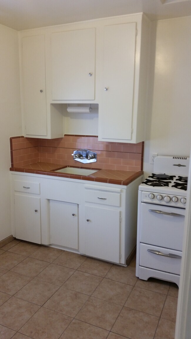 Foto del edificio - 1014 S Bruce Ln