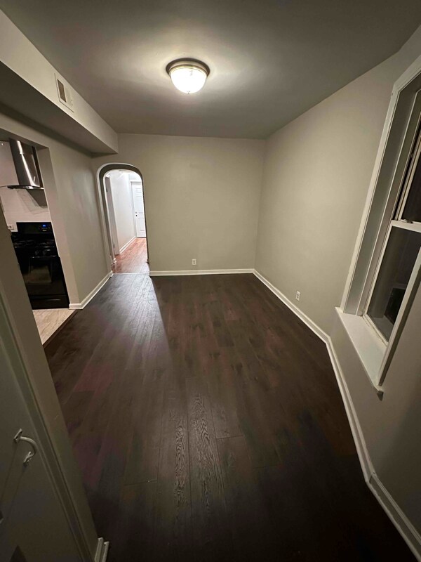Building Photo - 4813 W Armitage Ave