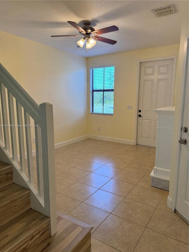 Foto del edificio - 4849 NW 57th Ct