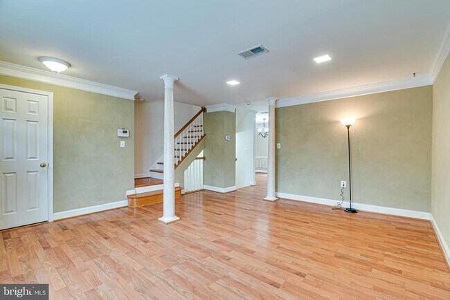 Foto del edificio - 5708 Heritage Crossing Ct