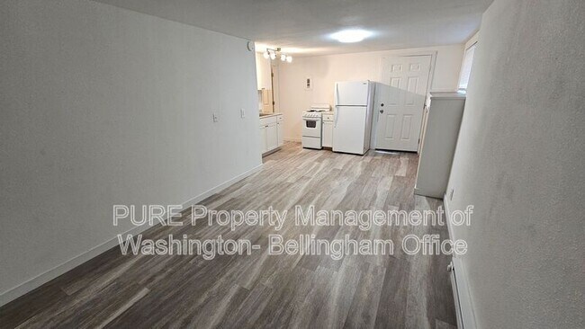 Building Photo - 625 N Garden St