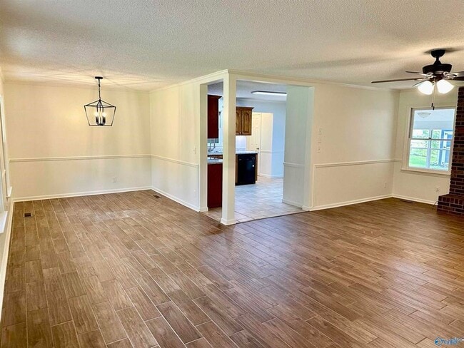 Foto del edificio - Albertville Home For Rent