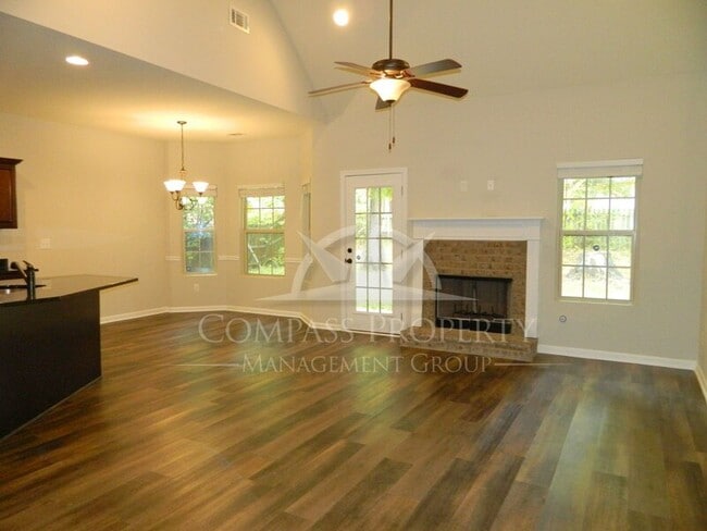 Building Photo - 1456 Starling Ct