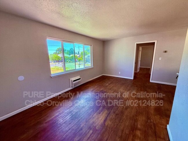 Building Photo - 1547 2nd Ave