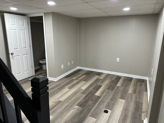 Building Photo - 7806 Barkwood Dr