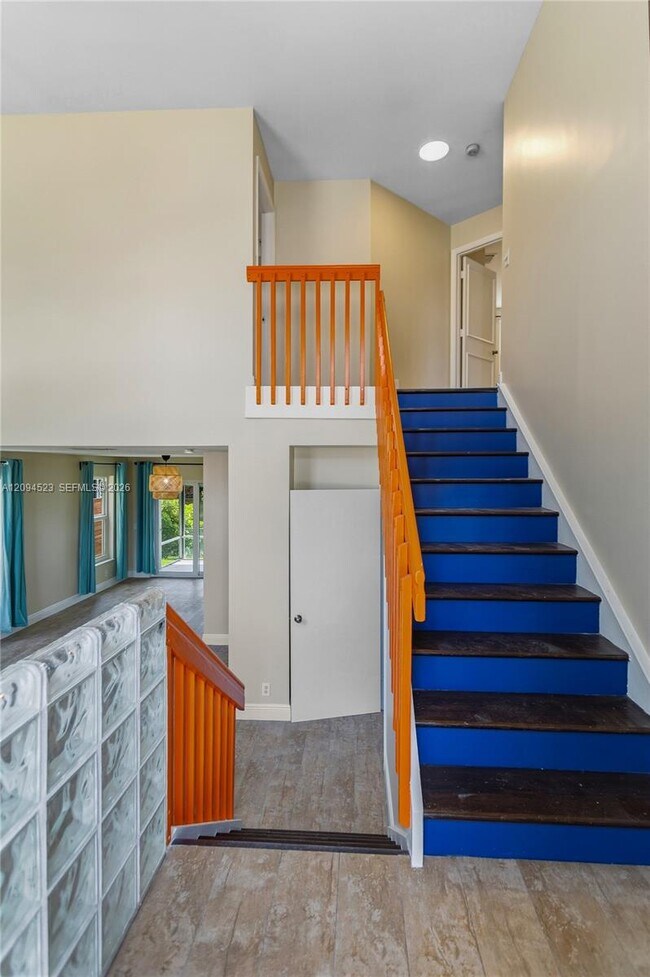 Building Photo - 7504 Viscaya Cir