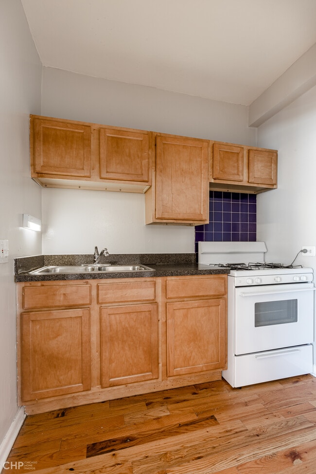 Foto del edificio - Sheridan Apartments