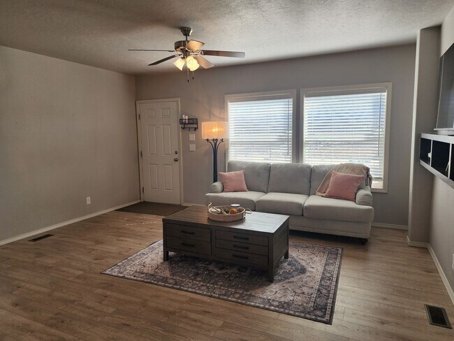 Foto del edificio - Fully Furnished Manufactured Home in Dayton NV
