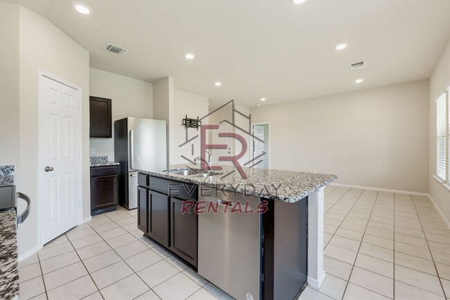 Building Photo - Home in Bunny Trail Village