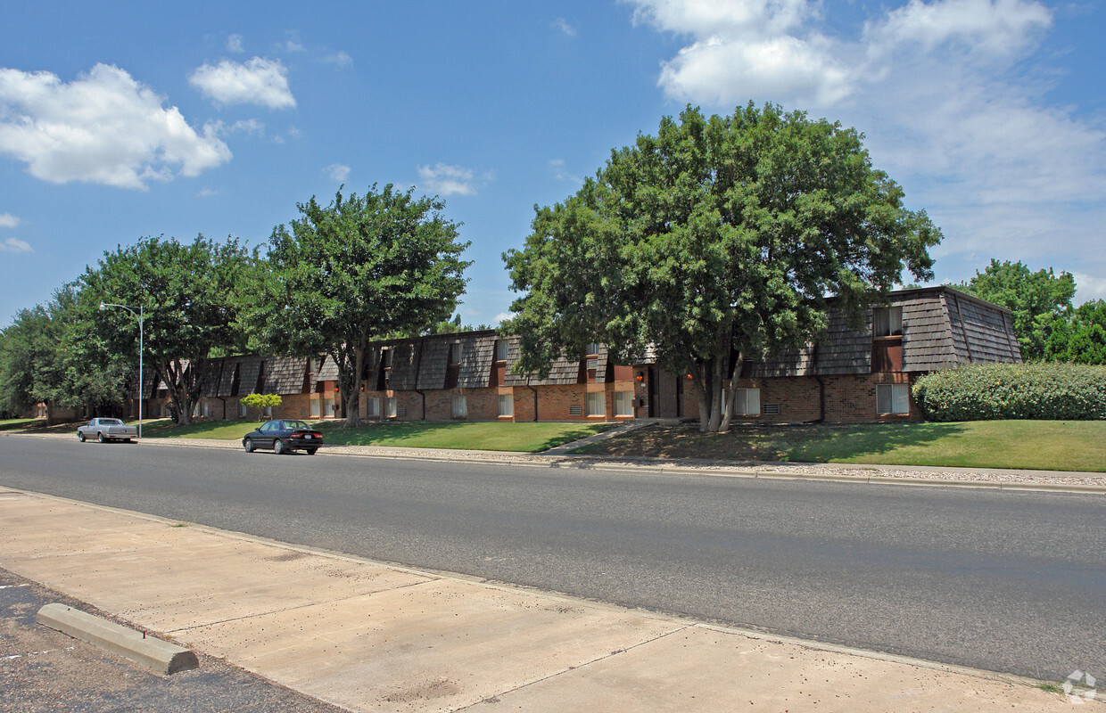 Primary Photo - Coachlight Of Lubbock