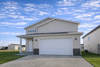 Building Photo - 3602 33rd St S