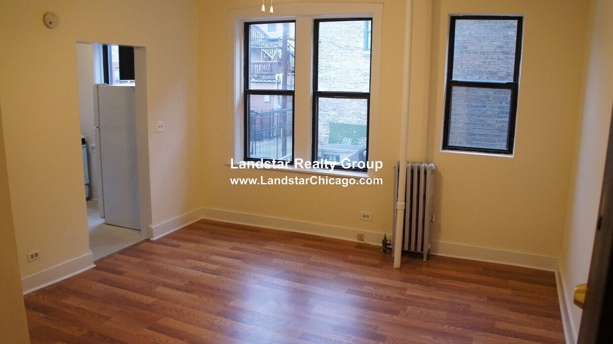 Foto del edificio - 1536 N Kedzie Ave