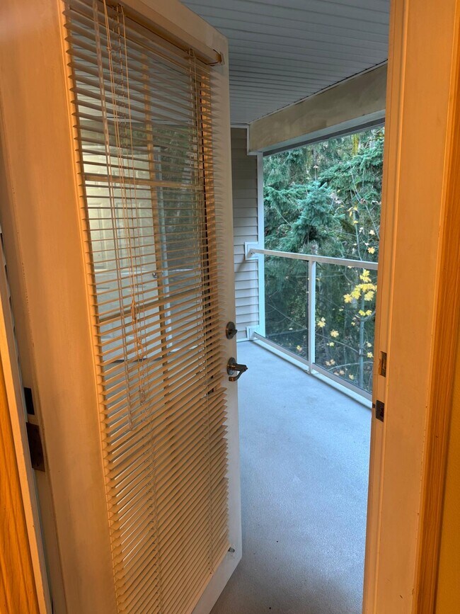 Foto del edificio - 805 Harrington Pl SE
