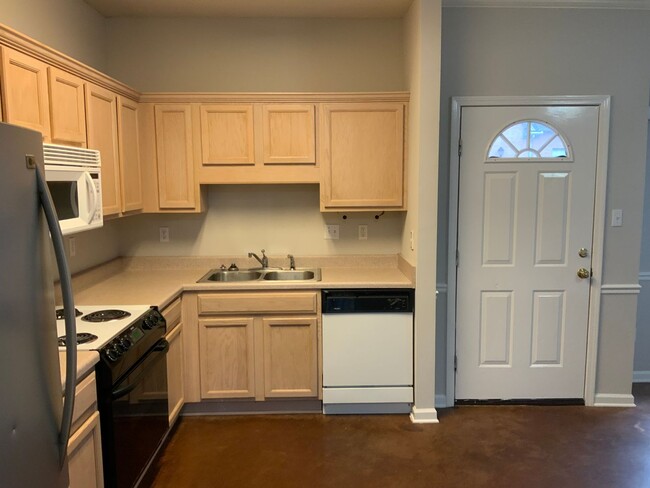 Foto del edificio - 2 bedroom 2 bath condo in West Oxford MS