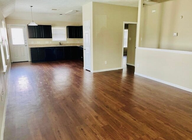 Building Photo - 3415 Maris Way