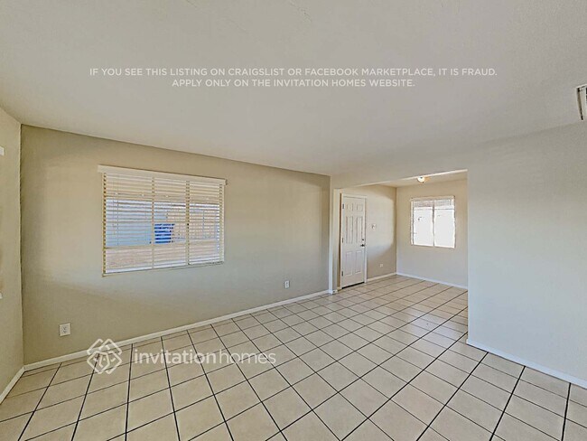 Foto del edificio - 4422 S Park Dr
