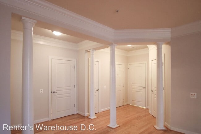 Building Photo - 2 br, 2 bath House - 7871 Rolling Woods Ct...
