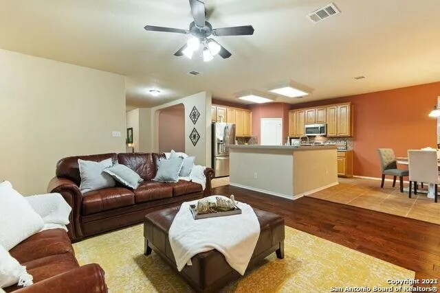 Foto del edificio - 8415 Spicewood Bend