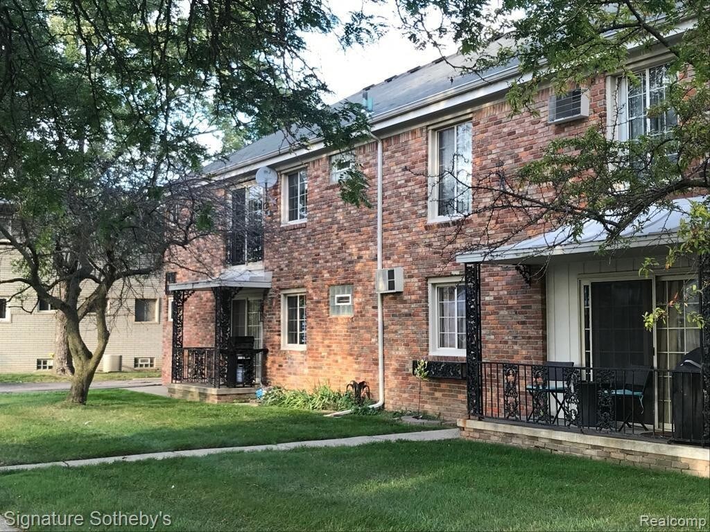 Foto principal - 2350 W 14 Mile Rd