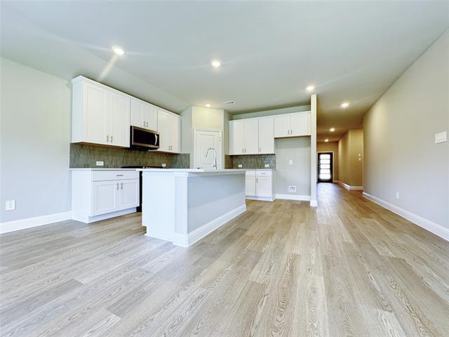 Foto del edificio - 3713 Canyon Dr