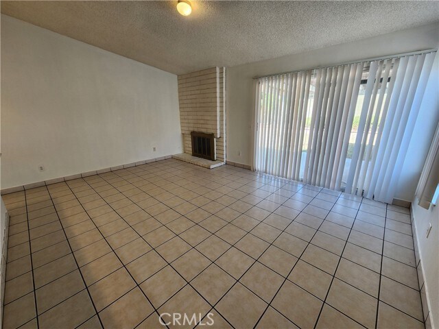 Foto del edificio - 1728 S Briar Ave