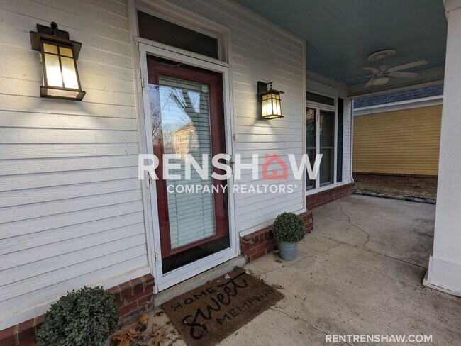 Building Photo - 1063 River Isle Dr. - Downtown - Mud Islan...