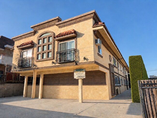 Foto del edificio - 3728 S Bentley Ave
