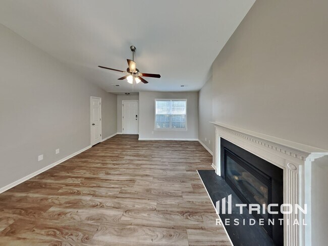 Building Photo - 1447 Bromwich Dr