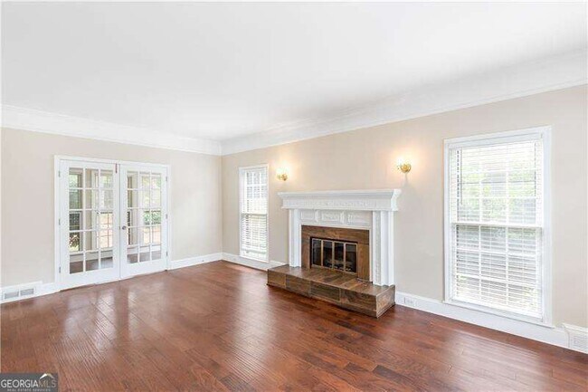 Foto del edificio - 919 Bridgegate Dr NE