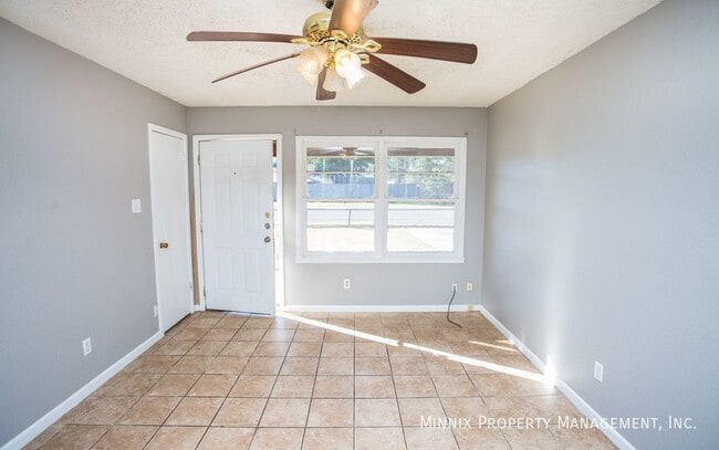 Foto del edificio - 5414 6th St