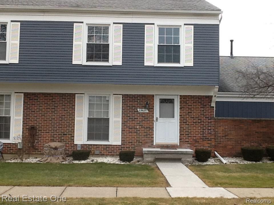Foto principal - 23627 Stonehenge Blvd