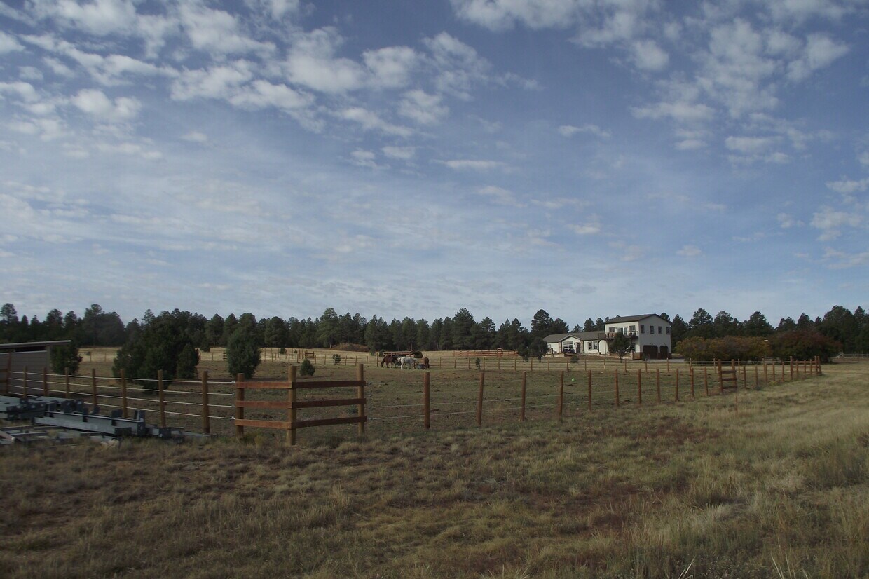Primary Photo - 234 Thistle Dr