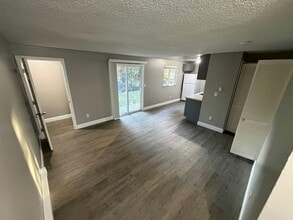 Building Photo - 2705 S 256th St