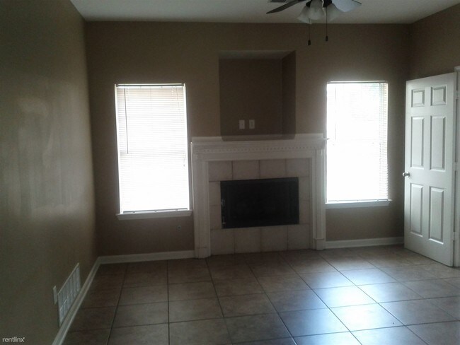 Building Photo - 7775 Wolfden Cir