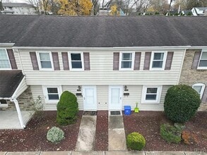 Building Photo - 2080 Johnston Dr
