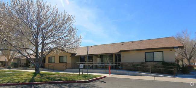 Building Photo - Silverada Manor