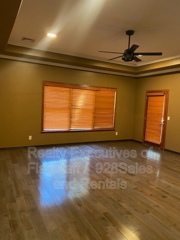 Foto del edificio - 2592 W Lynette Dr