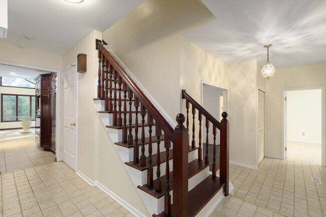 Foto del edificio - 2377 Williamstown Ct