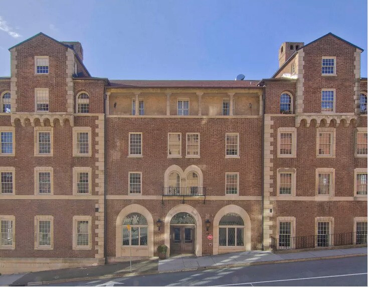 Crown Court Condominiums - 535 Locust St