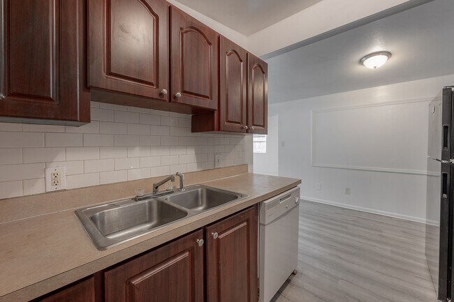 Foto del edificio - 4017 N Seminole Ave